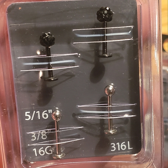 Hot Topic Jewelry - 3 Piece Spencers/Hot Topic Professional Grade Stud Piercing Labrets